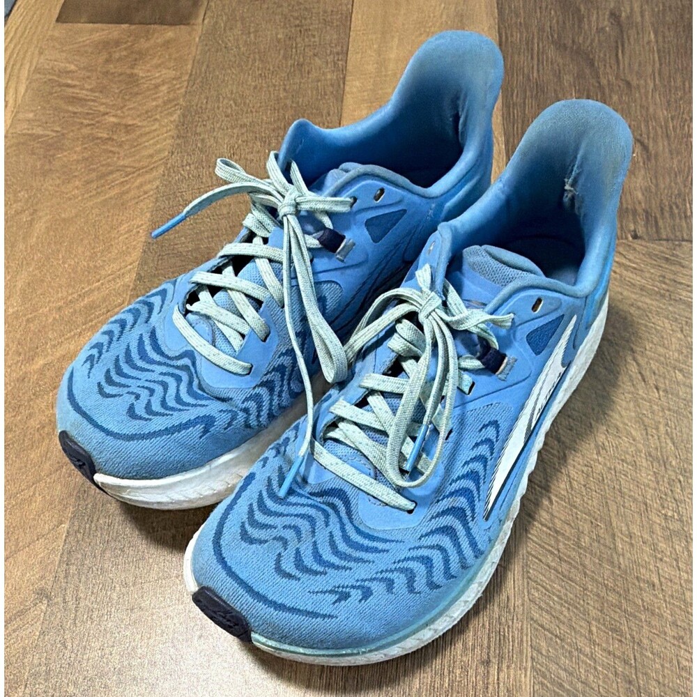 Altra 7 Womens Size 9 Blue Running Shoes Sneakers Low Top Style AL0A82CZ440